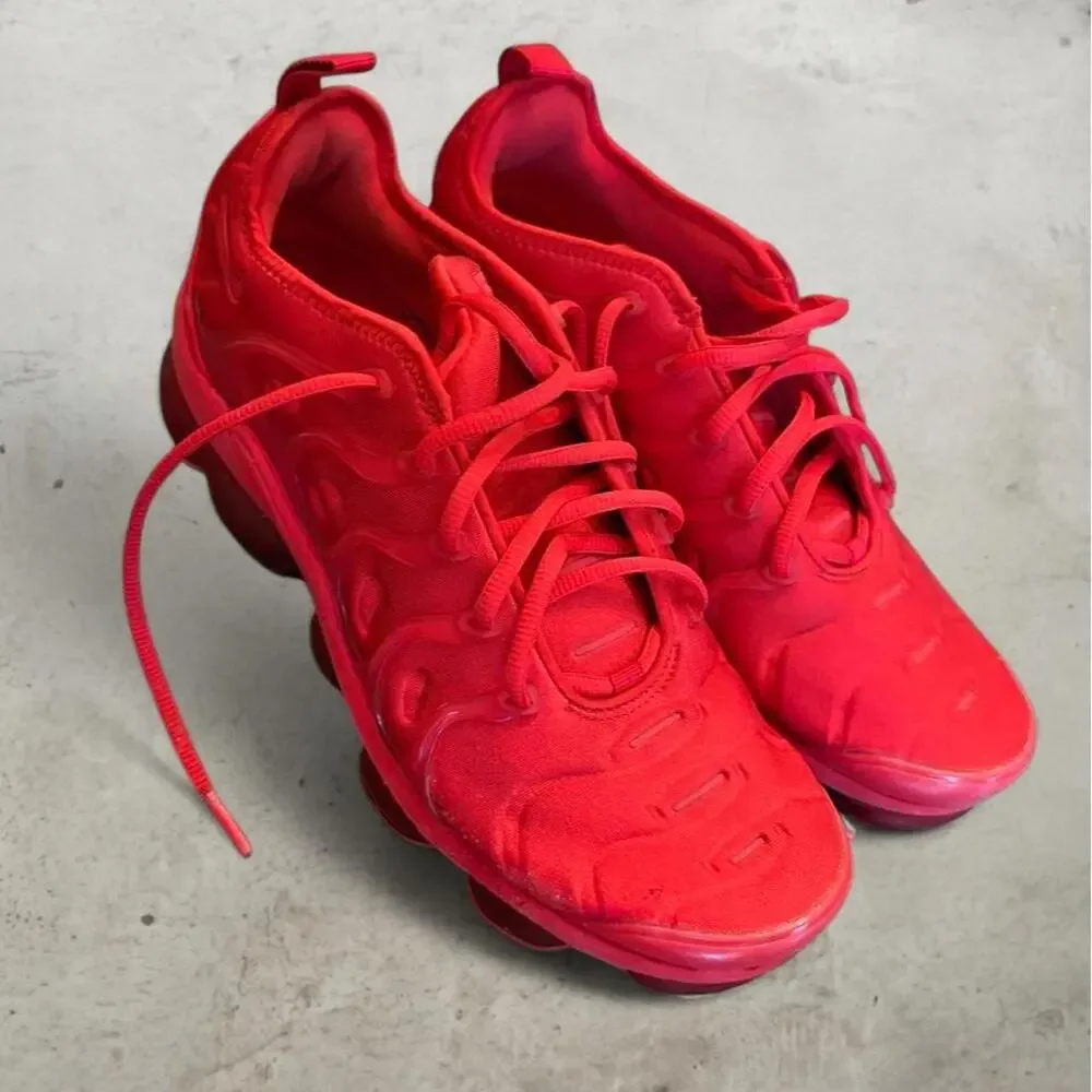 Nike Air VaporMax Plus Triple Red Shoes Mens 8 CW6973-600